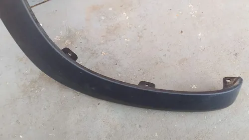Moldura Paralama Traseiro Direito Kwid 2017... 20196