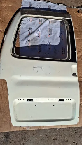 Tampa Porta Tras Esquerda Peugeot Partner Berlingo 99/20 Traseira Esquerda Branca
