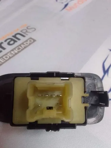 Botão Vidro Elétrico Tras Direito Duster Oroch  11403