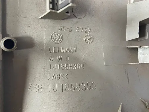 Moldura Acabamento Inferior Direito Vw Golf 18289 C16