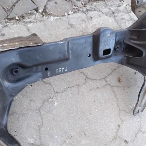 Quadro Suporte Suspensão Agregado Ford Escort Xr3  6870