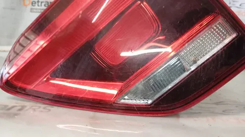 Lanterna Traseira Tampa Direita Volkswagen Fox 2015/19 26225