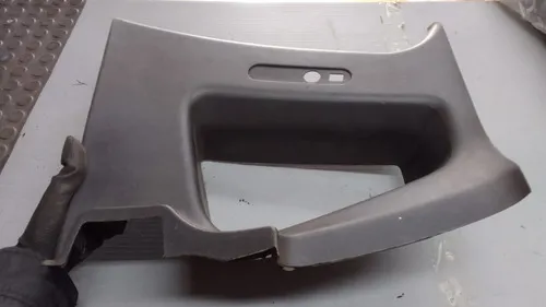 Acabamentos Coluna Traseira Direita Fiat Strada 2020... 7429