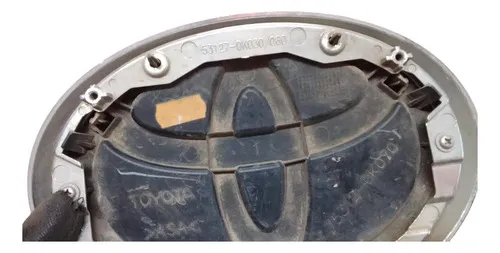 Emblema Grade Frontal Toyota Hillux 2016/2020 30735 Prateado