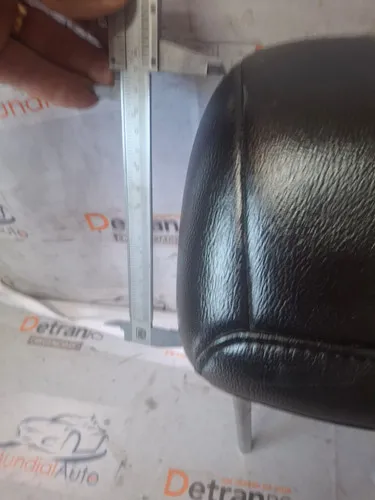 Encosto Cabeça Banco Traseiro Jeep Compass Le 17/24 29506 Preto