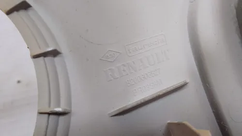 Moldura Painel Difusor Direito Sandero 08/12 30680