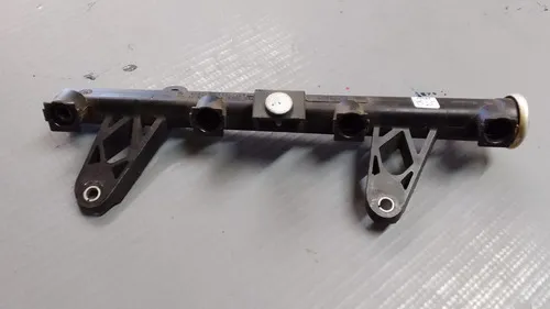 Flauta Bico Injetor Peugeot 206 207 06 Até 12   24397