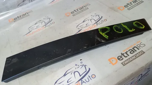 Moldura Coluna T Direita Polo 2003/14 6q4839902 26417