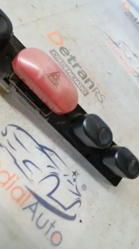 Botão Pisca Alerta  Palio G1 Original Usado 26558 Preto