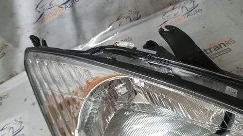 Farol Ford Focus 1998 / 2003 Simples Tyc Ld 26445
