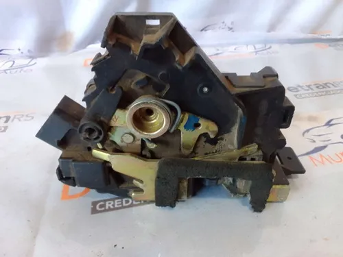 Fechadura Traseira Direita Ford Focus 2s4aa26412bb 8063