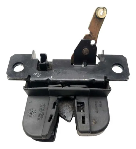 Fechadura Porta Mala Vw Golf Mk4 Sapao 1999 / 06 26706