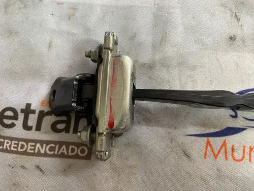 Limitador Porta Dianteira Esquerda Onix/prisma 18109