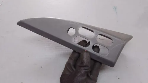 Moldura Comando Vidro Dianteira Le Corsa Classic 94/12 30000