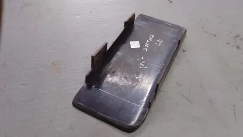 Grade Farol De Milha Direito Santana 91/97 30321 Preto Direito