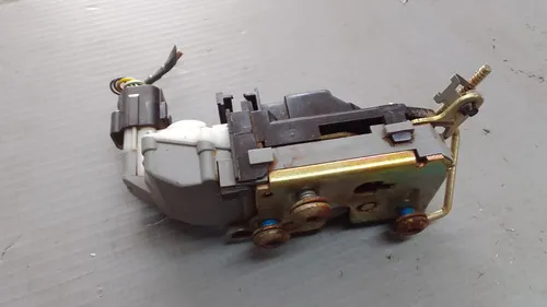 Fechadura Tampa Traseira Ecosport 2005/2012 30297 Prateado