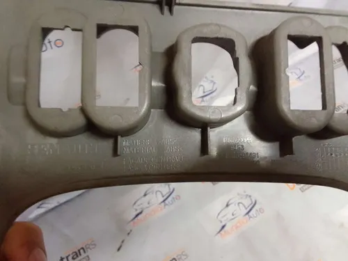 Moldura Central Logan Sandero 8200591491 12831 Ad06b