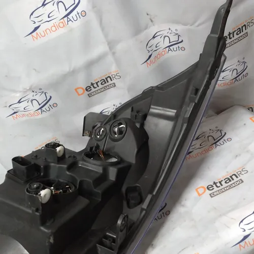 Farol Agile Masc. Negra 2009/15 Montana 2011/19 Orig 6542