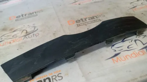 Acabamento Farol Milha L D Q3 2011 A 15 8u0807380b 26922