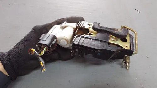 Fechadura Tampa Traseira Ecosport 2005/2012 30297 Prateado