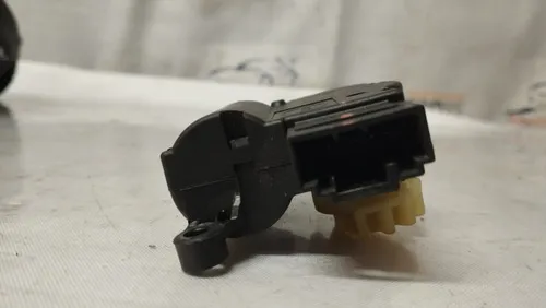 Atuador Circulador Ar Condicionado Gm Jeep 16748