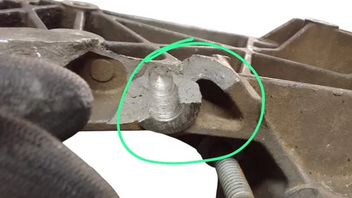 Suporte Compressor Ar Condicionado Celta 2001... 30442