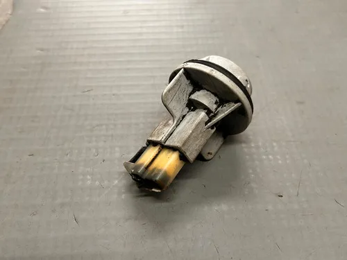 Soquete Pisca Seta Farol Kwid 2017... 4698 Direito