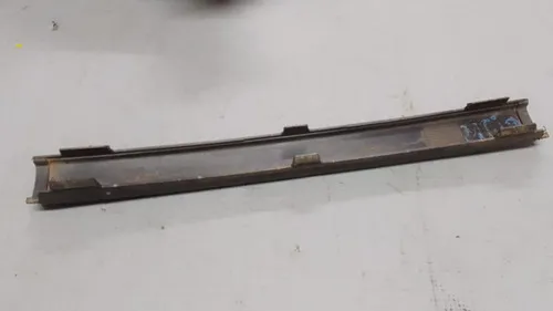 Moldura Central Parachoque Gol G3 99/05 30113 Preto