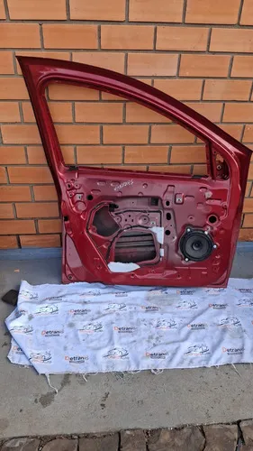 Porta Dianteira Esquerda Renault Sandero E Logan 2015 A 2020