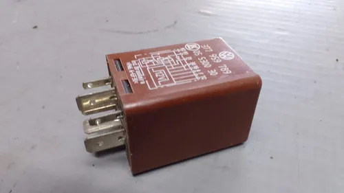 Relé Trava Elétrica Gol Parati Santana Voyage 95... 30518