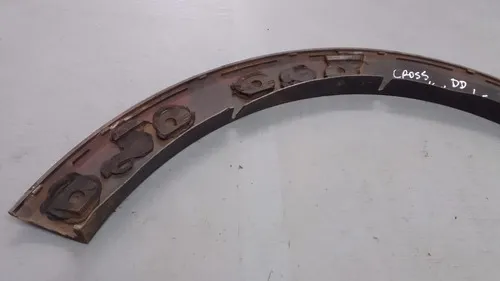 Moldura Dianteira Direita Paralama Crossfox 10/14 30118 Preto