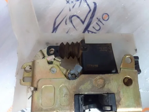 Fechadura Manual  Tras Esquerda Renault Scenic 99/12  13028