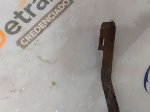 Braço Limpador Lado Direito Clio 2002/.. 700847570  12267