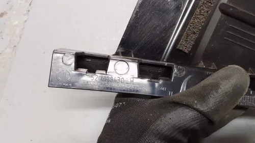 Moldura Coluna Traseira Esquerda Jeep Compass 16/2021  24678