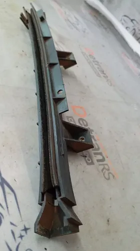 Guia Canaleta Vidro Dian Esq Fiat Doblo 11/17 26700