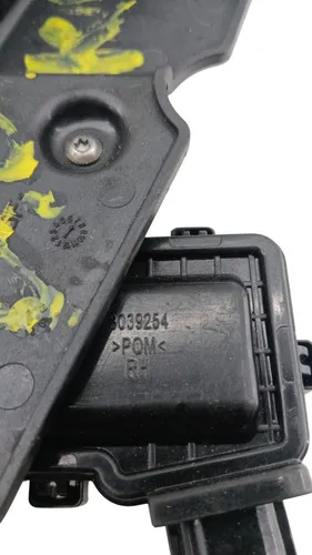 Fechadura Dianteira Direito Kwid  2017/...  26568