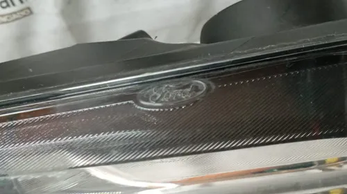 Farol New Fiesta  2014/.... Mascara Negra   26444