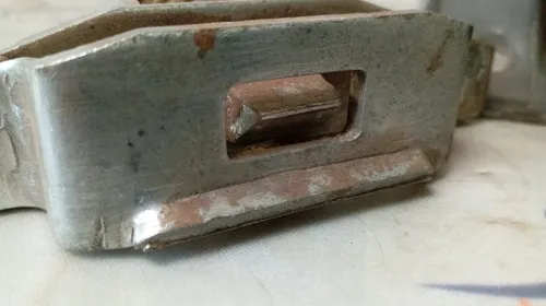 Maçaneta Fechaduras Tp Traseira Caçamba F1000 1972/92 26732