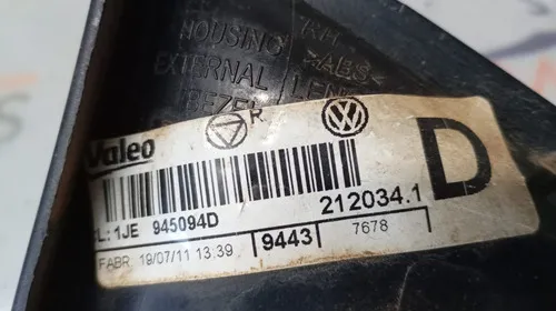 Lanterna Direita Tampa Vw Golf 2008-2014 - 1je945094d 26229