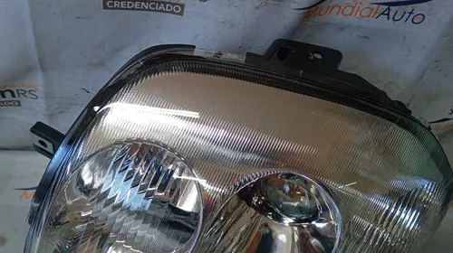 Farol Renault Clio 2000/2001/2002/2003 L E 26411