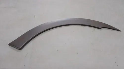 Moldura Paralama Traseiro Esquerdo Crossfox 04/10 18412 Preto