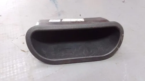 Maçaneta Puxador Interno Porta Malas Onix 2013 A 2019  24844 Preto Traseira