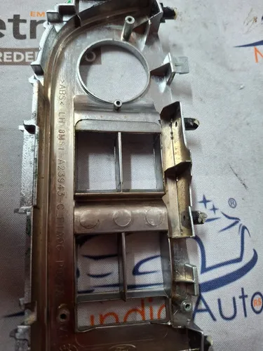 Moldura Telas Vidro Porta Diant Le Ford Focus 08/13 29425 Prata