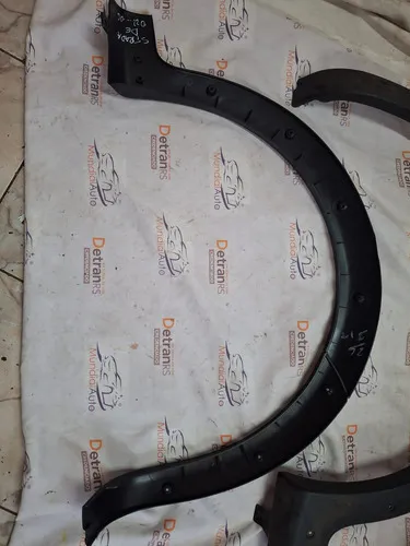 Moldura Paralama Esquerdo Fiat Strada Fire Working 02 A 06