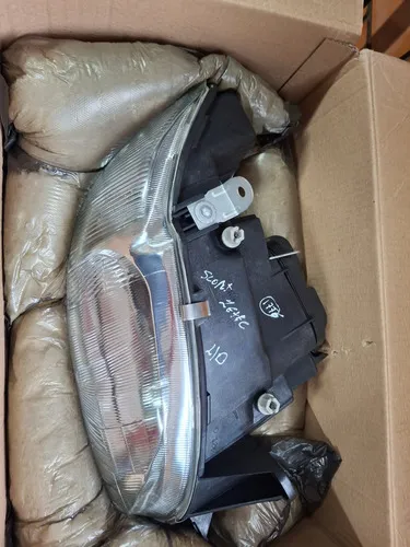 Farol Escort Zetec 97 /02 Simples Ld Cromado Tyc