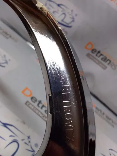 Moldura Cromada Lado Direito Farol Milha Toro   11832