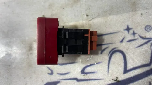 Botao Pisca Alerta Citroen C3 04/12 21823