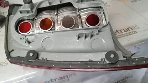 Lanterna T D  Astra Sedan 98/02 Tricolor  26394