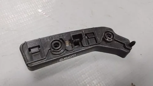 Guia Parachoque Dianteiro Direito Fiat Nova Strada  24526