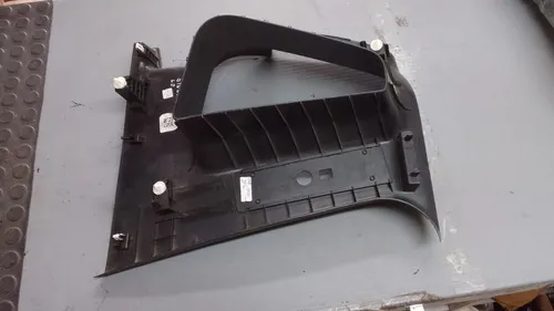 Acabamentos Coluna Traseira Direita Fiat Strada 2020... 7429